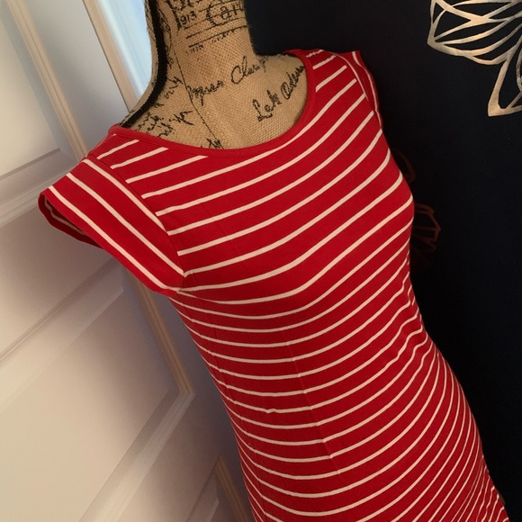 French Connection red sleeveless dress with white stripes - Picture 2 of 4